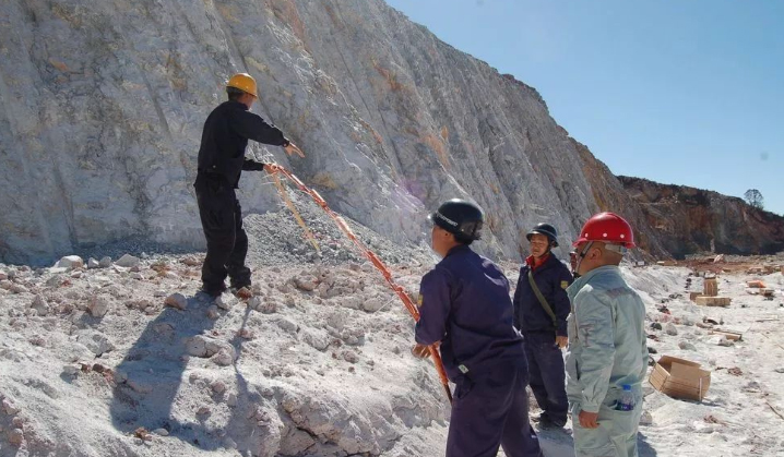 Kelebihan filem plastik komposit letupan emulsi